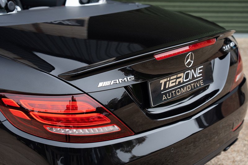 Mercedes-Benz SLC SLC43 V6 AMG - Large 26