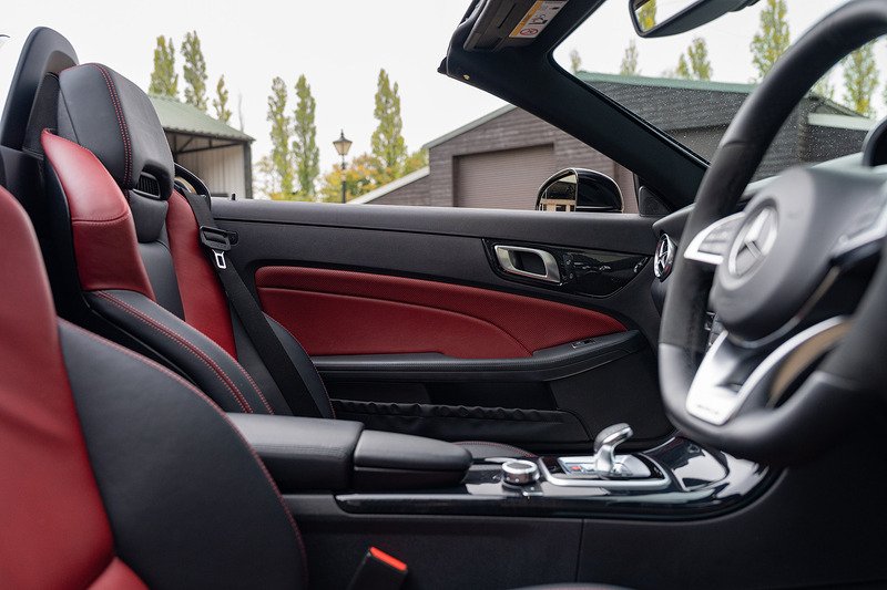 Mercedes-Benz SLC SLC43 V6 AMG - Large 41