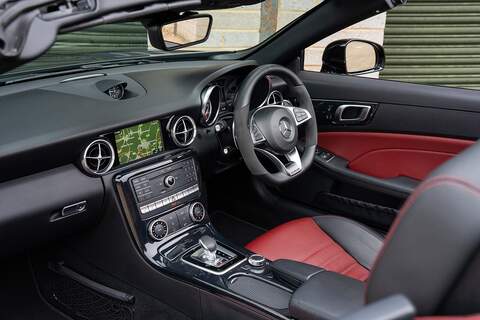 Mercedes-Benz SLC SLC43 V6 AMG - Large 4