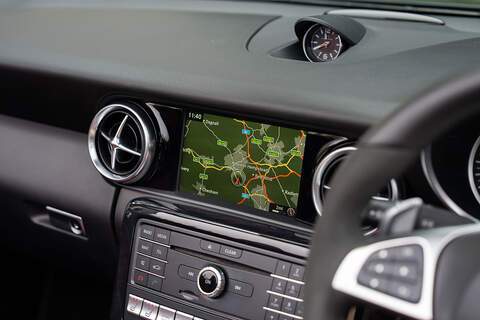 Mercedes-Benz SLC SLC43 V6 AMG - Large 31
