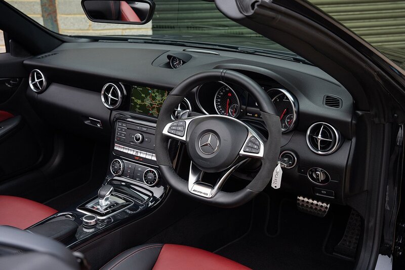 Mercedes-Benz SLC SLC43 V6 AMG - Large 34