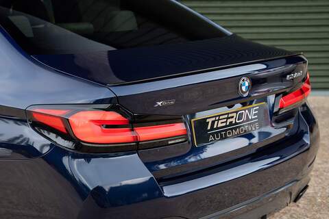 BMW 5 Series 530d MHT M Sport - Large 45