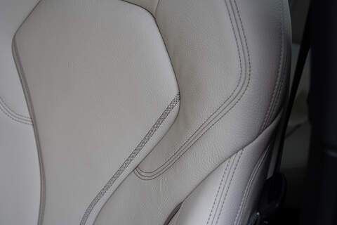BMW 5 Series 530d MHT M Sport - Large 31