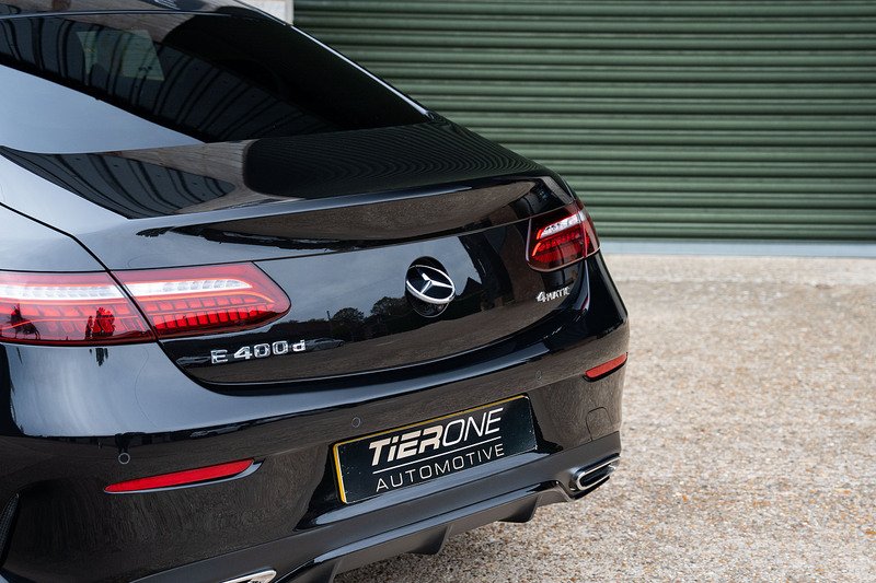 Mercedes-Benz E Class E400d AMG Line Night Edition - Large 26