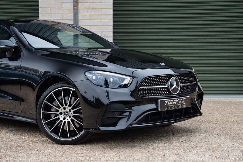 Mercedes-Benz E Class E400d AMG Line Night Edition - Large 37