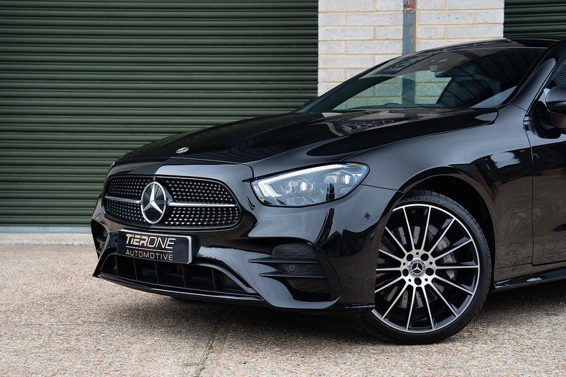 Mercedes-Benz E Class E400d AMG Line Night Edition - Large 39
