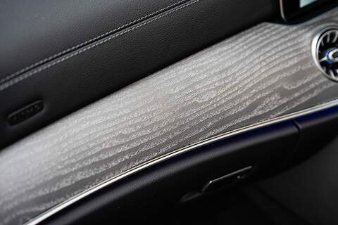 Mercedes-Benz E Class E400d AMG Line Night Edition - Large 15