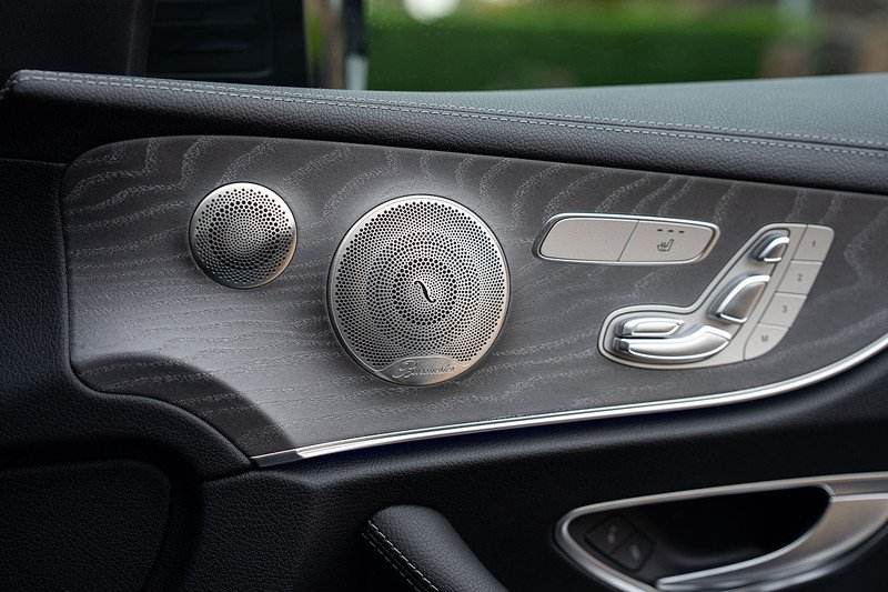 Mercedes-Benz E Class E400d AMG Line Night Edition - Large 13