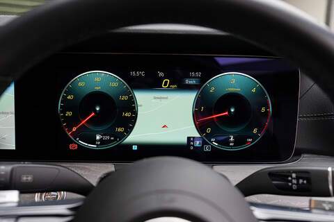 Mercedes-Benz E Class E400d AMG Line Night Edition - Large 33