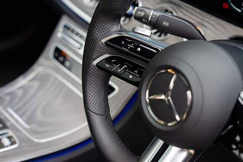 Mercedes-Benz E Class E400d AMG Line Night Edition - Large 16