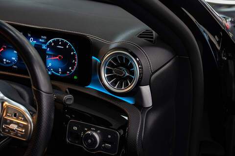 Mercedes-Benz A Class A200 AMG Line Edition - Large 28