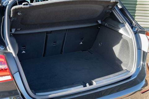 Mercedes-Benz A Class A200 AMG Line Edition - Large 42