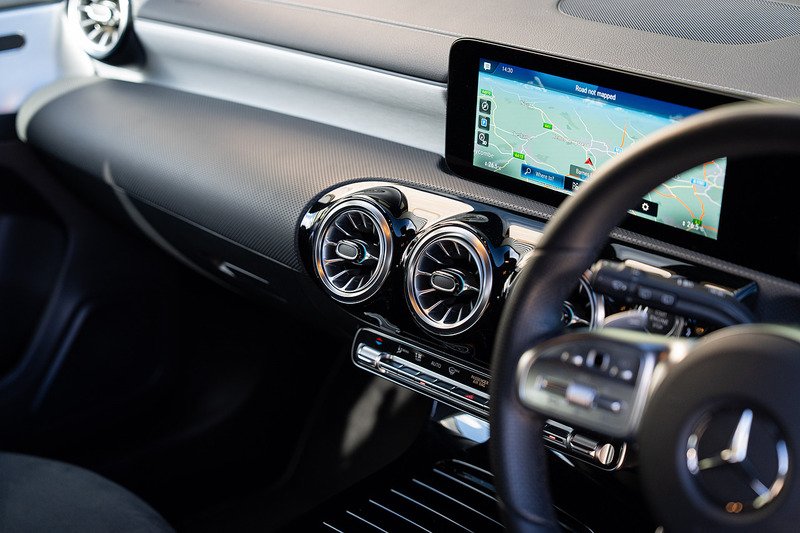 Mercedes-Benz A Class A200 AMG Line Edition - Large 33