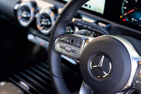 Mercedes-Benz A Class A200 AMG Line Edition - Large 16