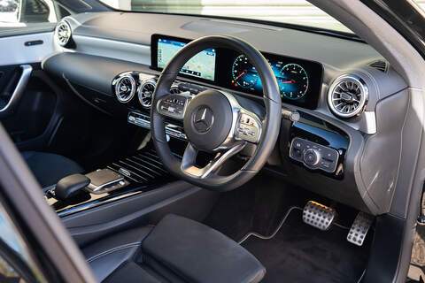 Mercedes-Benz A Class A200 AMG Line Edition - Large 25