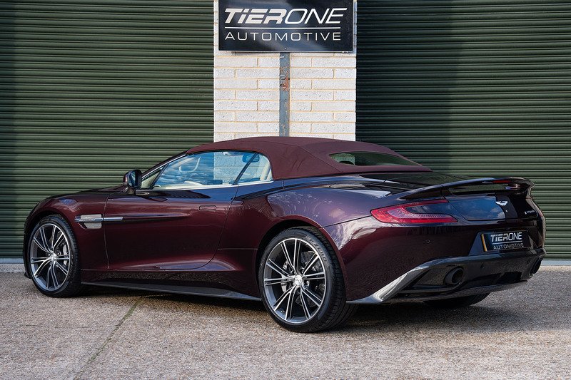 Aston Martin Vanquish V12 Volante - Large 8