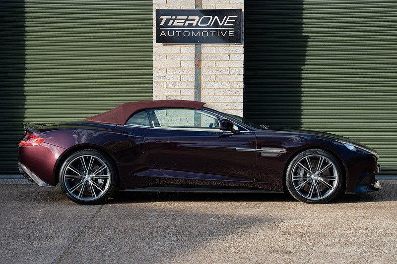 Aston Martin Vanquish V12 Volante - Large 9