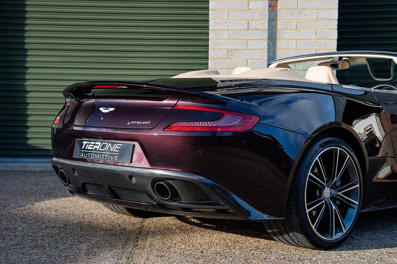 Aston Martin Vanquish V12 Volante - Large 53