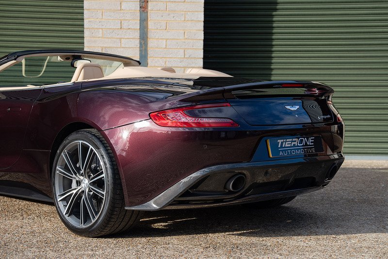 Aston Martin Vanquish V12 Volante - Large 51