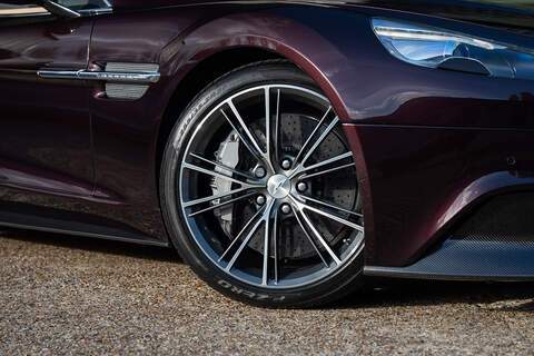 Aston Martin Vanquish V12 Volante - Large 60