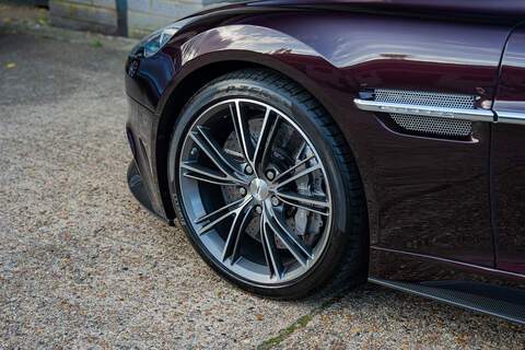 Aston Martin Vanquish V12 Volante - Large 55