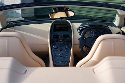 Aston Martin Vanquish V12 Volante - Large 40
