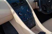 Aston Martin Vanquish V12 Volante - U798