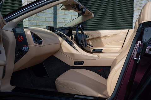 Aston Martin Vanquish V12 Volante - Large 44