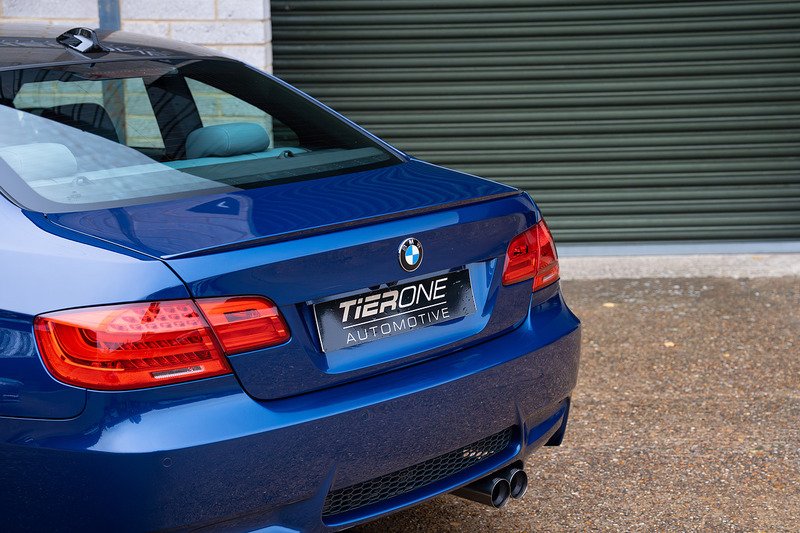 BMW M3 iV8 Competition - Large 47