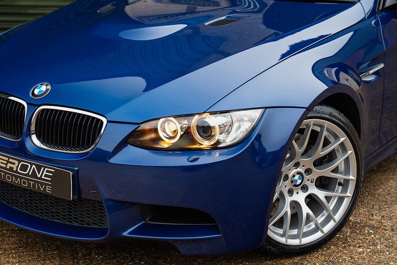 BMW M3 iV8 Competition - Large 23