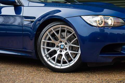 BMW M3 iV8 Competition - Large 51