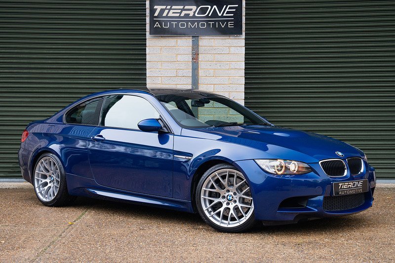 BMW M3 iV8 Competition - Large 7