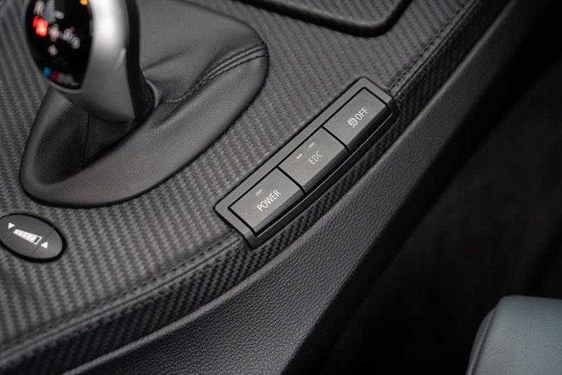 BMW M3 iV8 Competition - Large 15