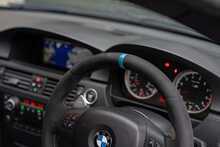 BMW M3 iV8 Competition - U800