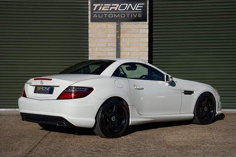 Mercedes-Benz SLK SLK200 BlueEfficiency AMG Sport - Large 8