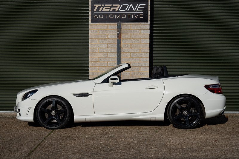 Mercedes-Benz SLK SLK200 BlueEfficiency AMG Sport - Large 2