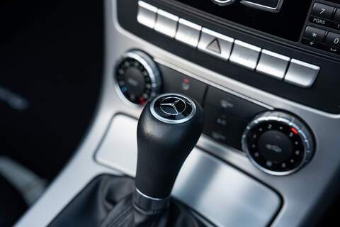 Mercedes-Benz SLK SLK200 BlueEfficiency AMG Sport - Large 16