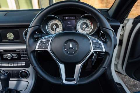 Mercedes-Benz SLK SLK200 BlueEfficiency AMG Sport - Large 14