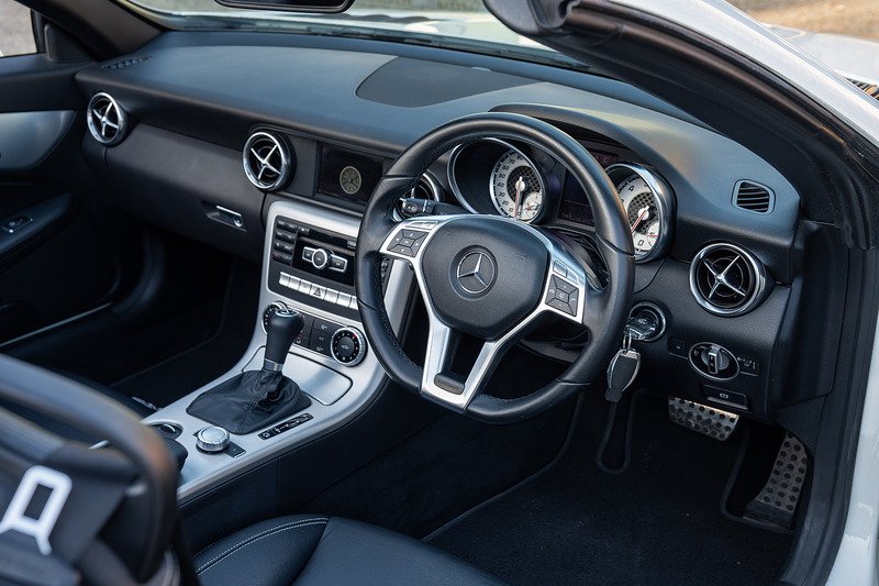 Mercedes-Benz SLK SLK200 BlueEfficiency AMG Sport - Large 4