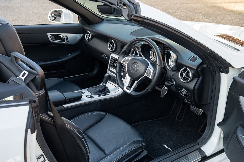 Mercedes-Benz SLK SLK200 BlueEfficiency AMG Sport - Large 10