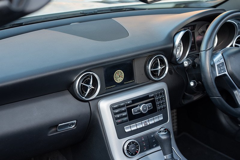 Mercedes-Benz SLK SLK200 BlueEfficiency AMG Sport - Large 17