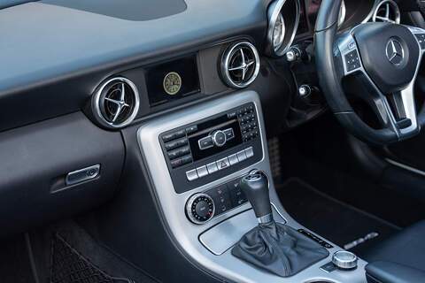 Mercedes-Benz SLK SLK200 BlueEfficiency AMG Sport - Large 11