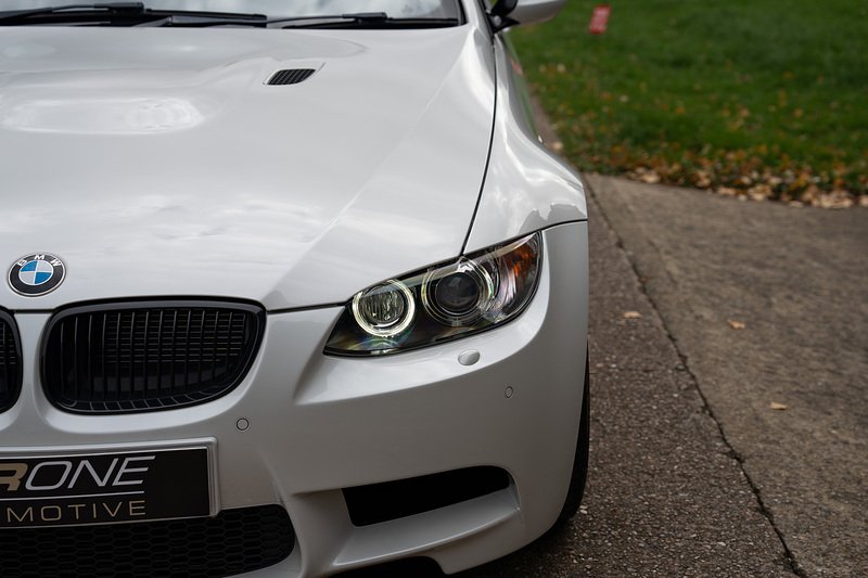 BMW M3 iV8 Competition - Large 21