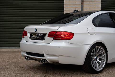 BMW M3 iV8 Competition - Large 45