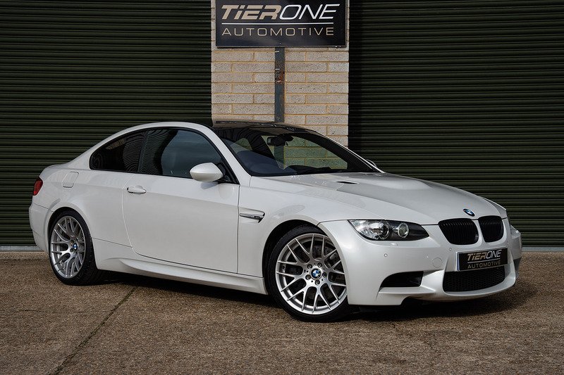 BMW M3 iV8 Competition - Large 7