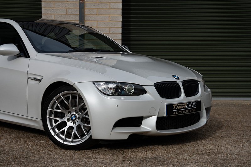 BMW M3 iV8 Competition - Large 42