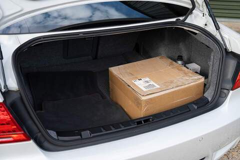 BMW M3 iV8 Competition - Large 51