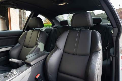 BMW M3 iV8 Competition - Large 11