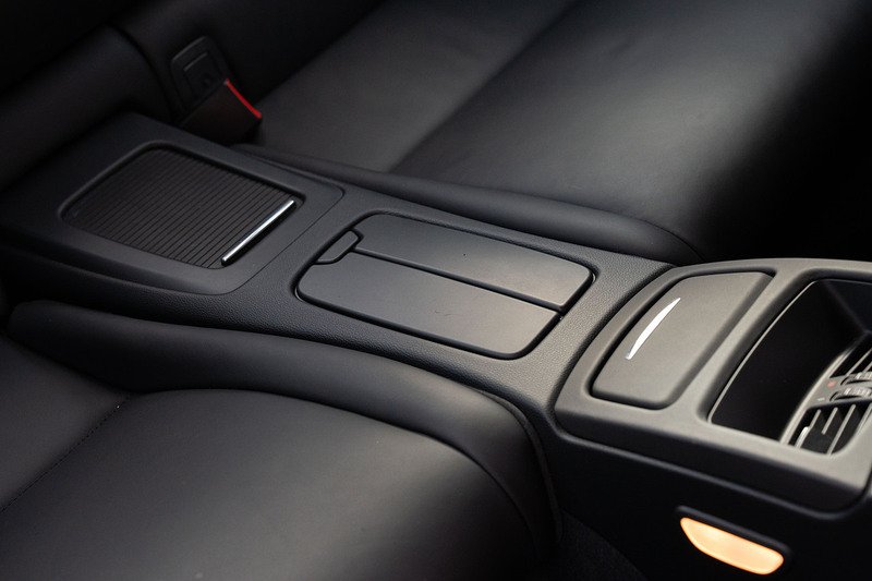 BMW M3 iV8 Competition - Large 33