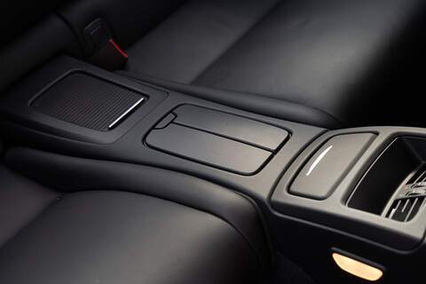 BMW M3 iV8 Competition - Large 33